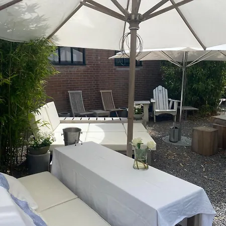 The House Schellinkhout